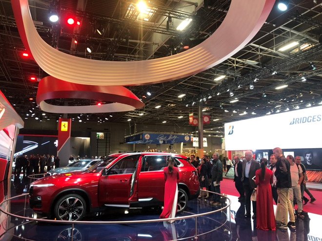 Xe VinFast tiếp tục thu hút chú ý ở Paris Motor Show 2018