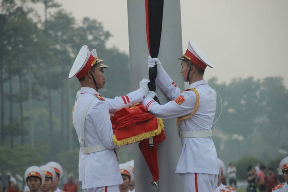 le-thuong-co-ru-quoc-tang-co-tong-bi-thu-do-muoi-o-quang-truong-ba-dinh
