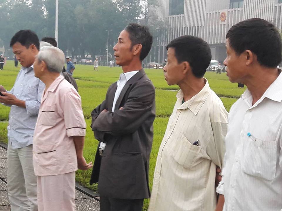 le-thuong-co-ru-quoc-tang-co-tong-bi-thu-do-muoi-o-quang-truong-ba-dinh