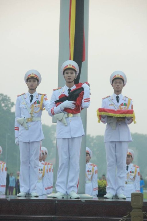 le-thuong-co-ru-quoc-tang-co-tong-bi-thu-do-muoi-o-quang-truong-ba-dinh