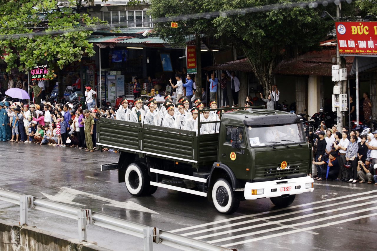 nhung-loai-phuong-tien-nao-su-dung-trong-doan-xe-quoc-tang