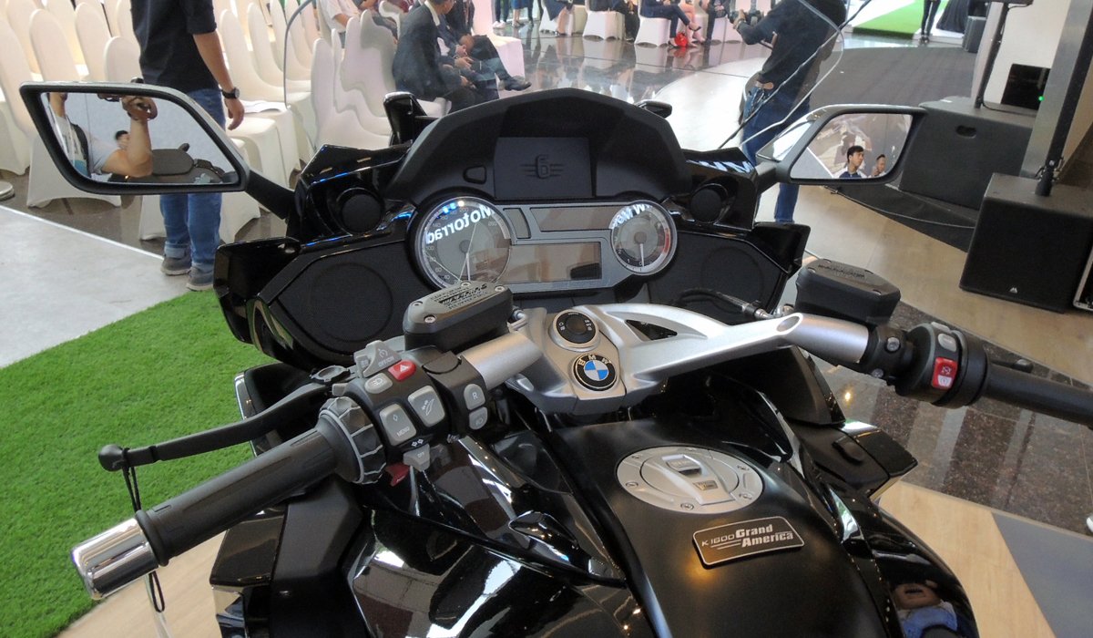bmw-k1600b-phao-dai-hai-banh-gia-gan-13-ty-dong