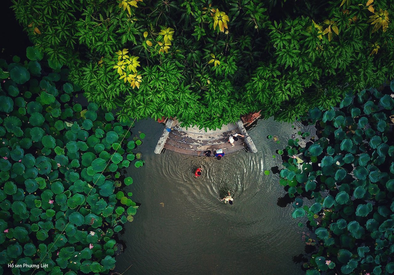 Những ao, hồ, sông ngòi độc đáo ở Hà Nội