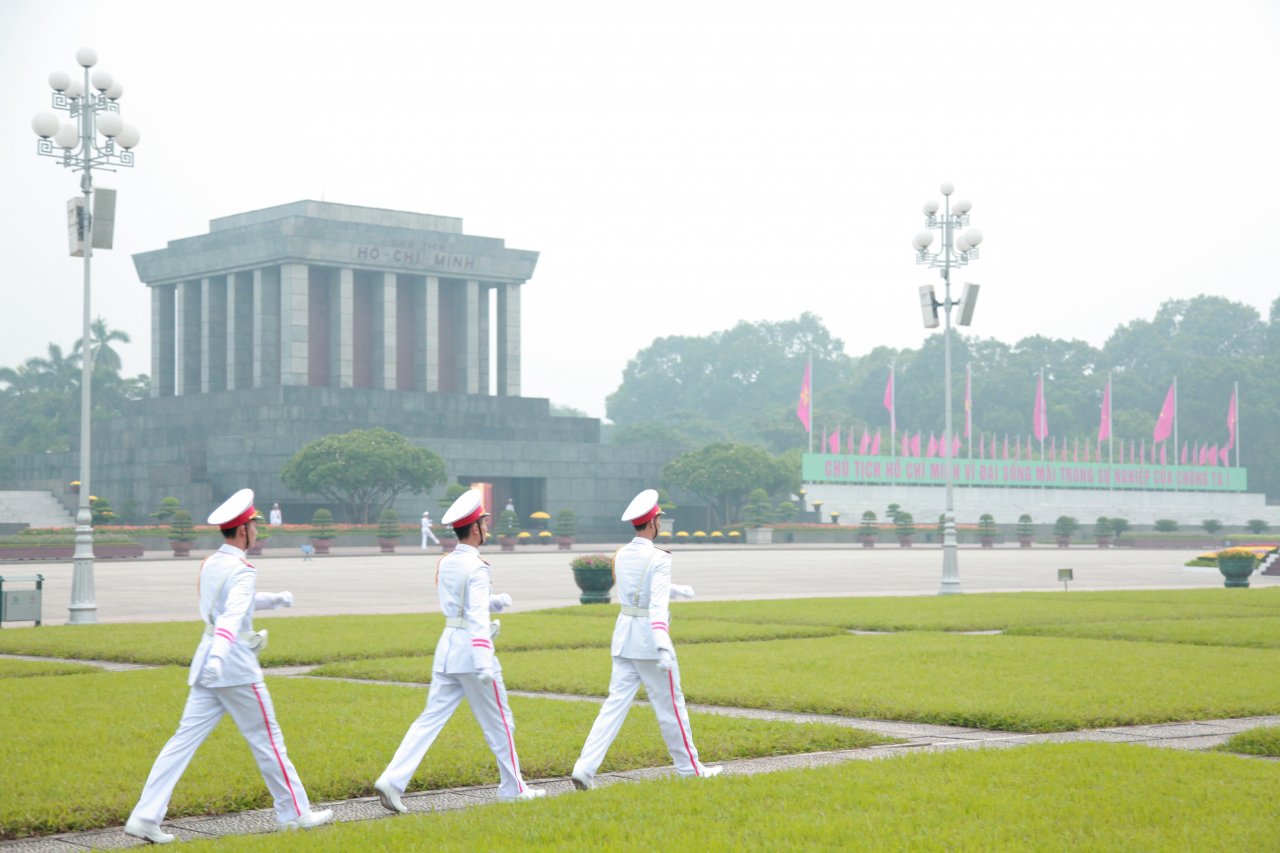 hinh-anh-ve-nhung-dia-danh-lich-su-gan-lien-voi-ngay-giai-phong-thu-do-ngay-ay-va-bay-gio