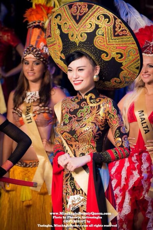 ngam-lai-trang-phuc-dan-toc-cua-cac-dai-dien-viet-nam-tai-miss-grand-international