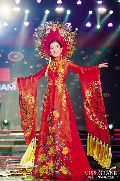 ngam-lai-trang-phuc-dan-toc-cua-cac-dai-dien-viet-nam-tai-miss-grand-international