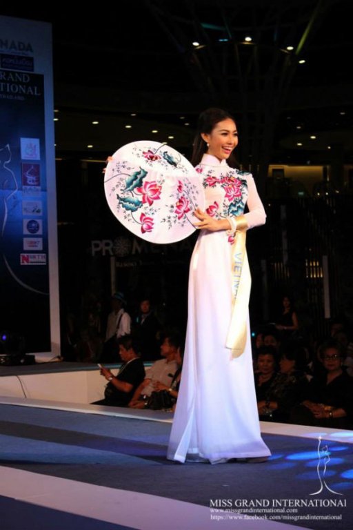 ngam-lai-trang-phuc-dan-toc-cua-cac-dai-dien-viet-nam-tai-miss-grand-international