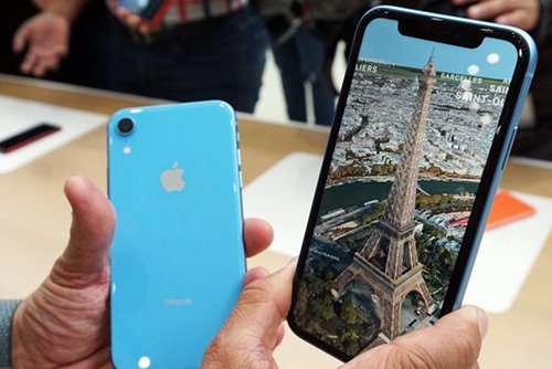 Điện thoại Trung Quốc suy yếu là cơ hội cho iPhone Xr