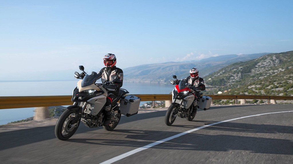 Siêu môtô địa hình sắp ra mắt từ Ducati