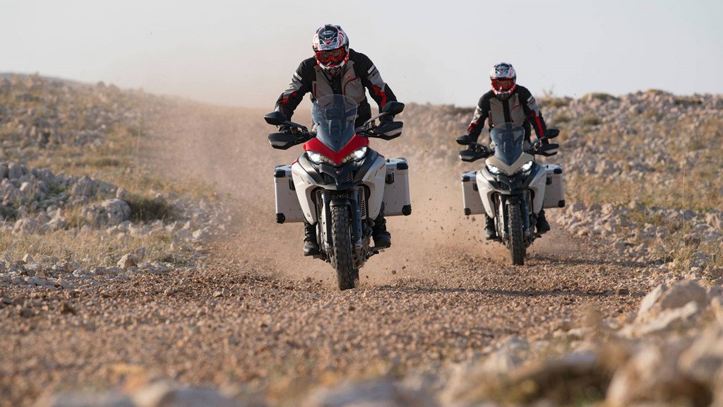 Siêu môtô địa hình sắp ra mắt từ Ducati