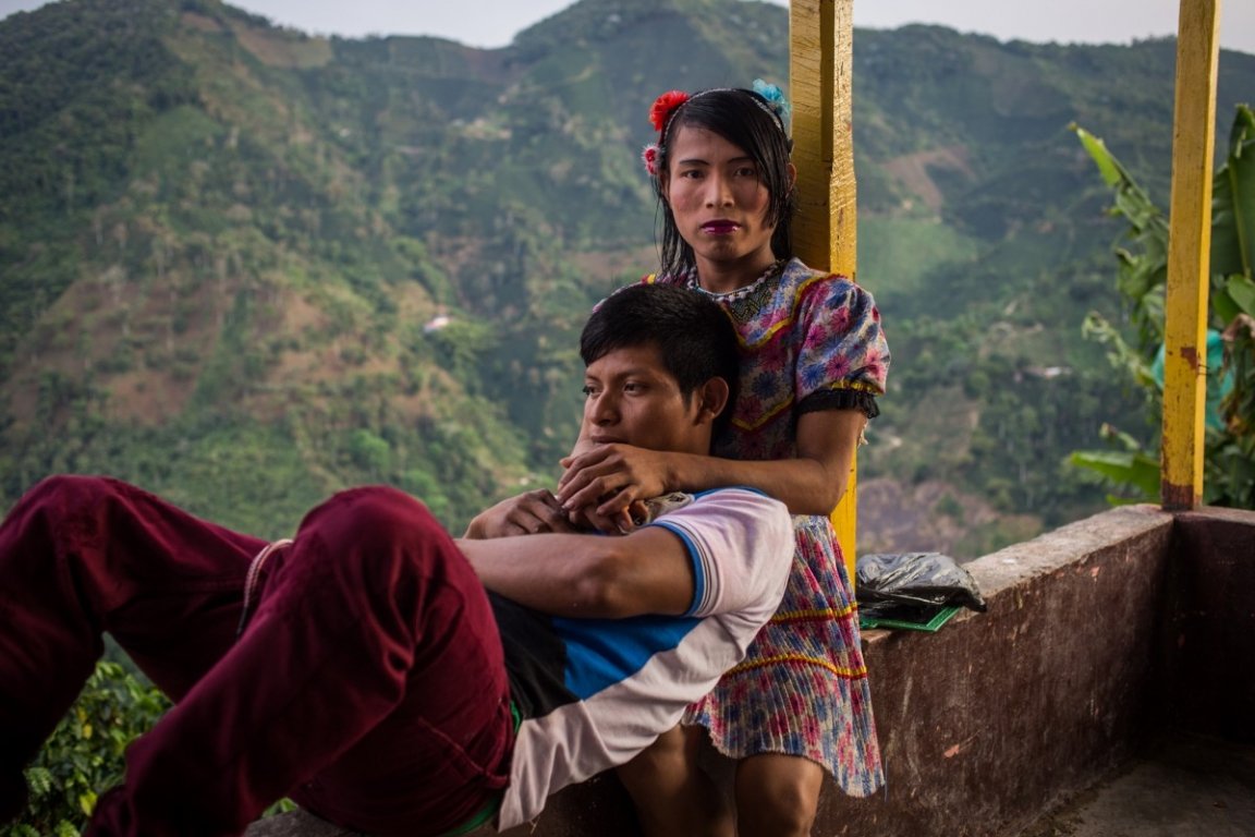 roi-nuoc-mat-voi-cuoc-chay-tron-cua-nhung-phu-nu-chuyen-gioi-o-colombia