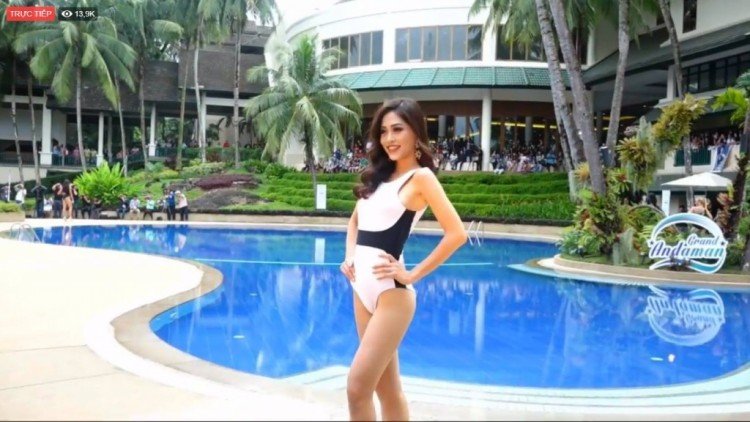 clip-a-hau-phuong-nga-khoe-duong-cong-nong-bong-trinh-dien-bikini-tai-miss-grand-international-2018