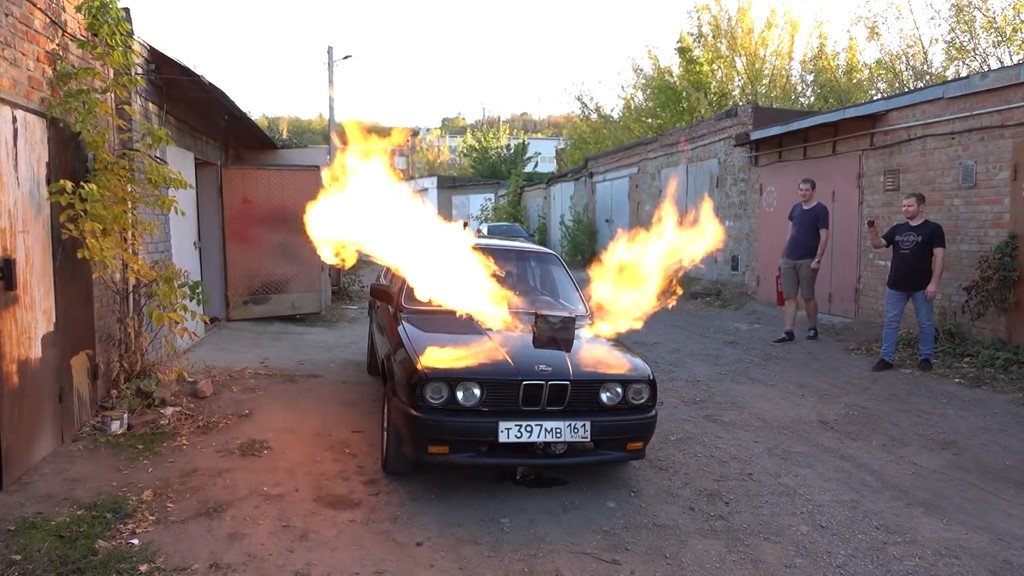 bmw-3-series-gan-may-chien-dau-co-mig-cua-nga