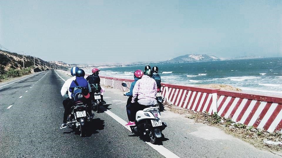 co-gi-tren-cung-duong-phuot-ven-bien-vung-tau-phu-yen