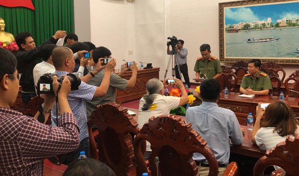 cong-an-can-tho-noi-khong-gai-bay-vu-doi-100-usd-phat-270-trieu