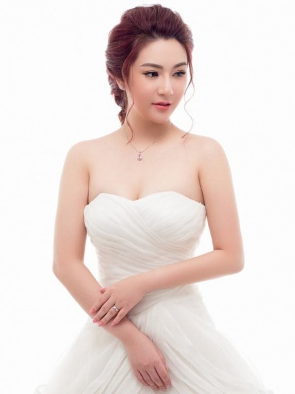 nguoi-dep-miss-teen-2010-qua-doi-o-tuoi-25-vi-ung-thu
