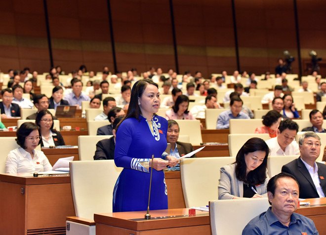 xam-hai-tre-em-ly-hon-den-nem-con-qua-cua-so-dai-bieu-quoc-hoi-ban-khoan-ve-dao-duc-loi-song