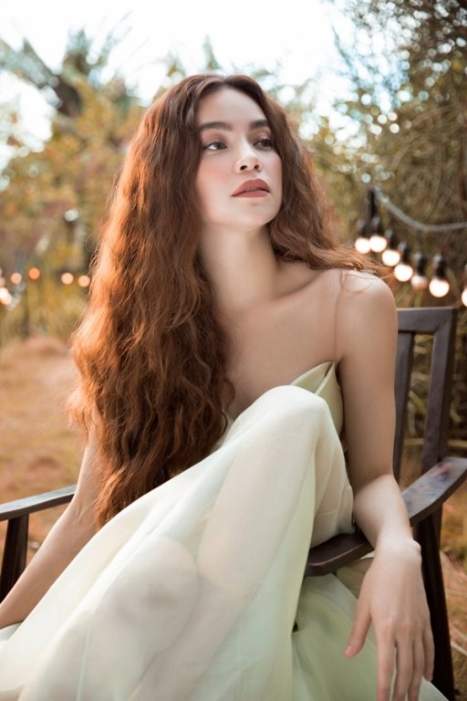 ho-ngoc-ha-mong-manh-quyen-ru-trong-bo-anh-ra-mat-ca-khuc-ballad-moi
