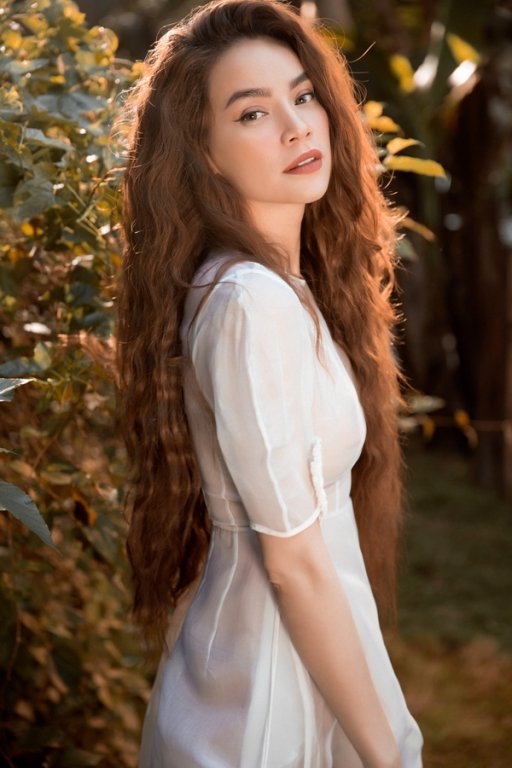 ho-ngoc-ha-mong-manh-quyen-ru-trong-bo-anh-ra-mat-ca-khuc-ballad-moi