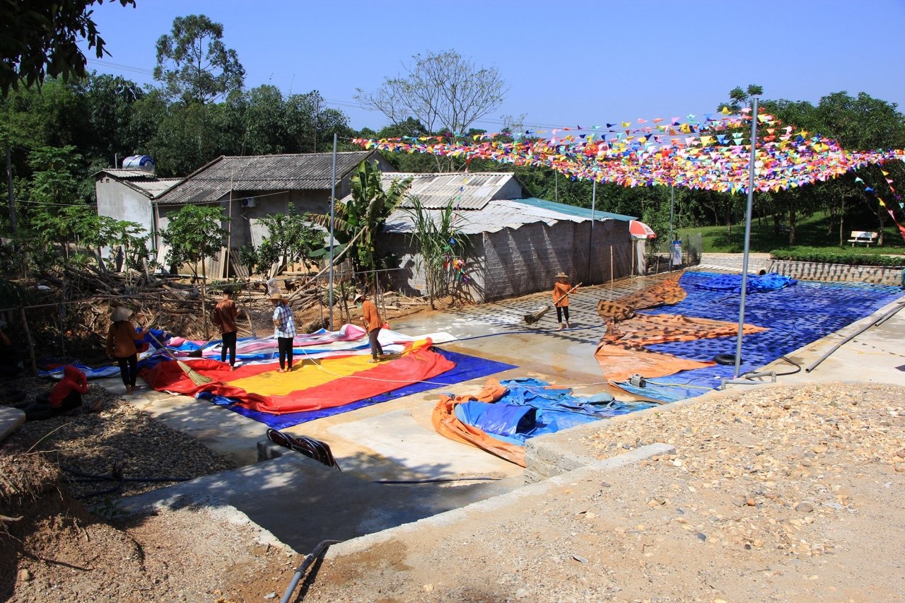 hinh-anh-cong-trinh-xay-dung-trai-phep-trong-khu-di-tich-den-hung