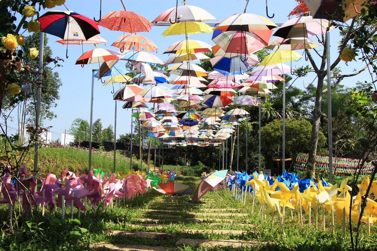hinh-anh-cong-trinh-xay-dung-trai-phep-trong-khu-di-tich-den-hung
