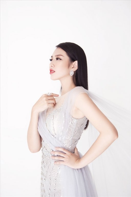 clip-phan-trinh-dien-bikini-cua-nguyen-thuc-thuy-tien-tai-miss-international-2018
