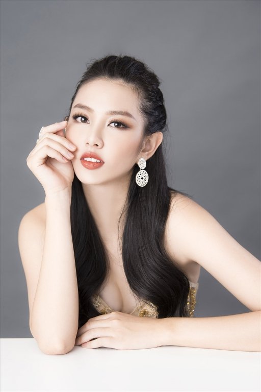clip-phan-trinh-dien-bikini-cua-nguyen-thuc-thuy-tien-tai-miss-international-2018