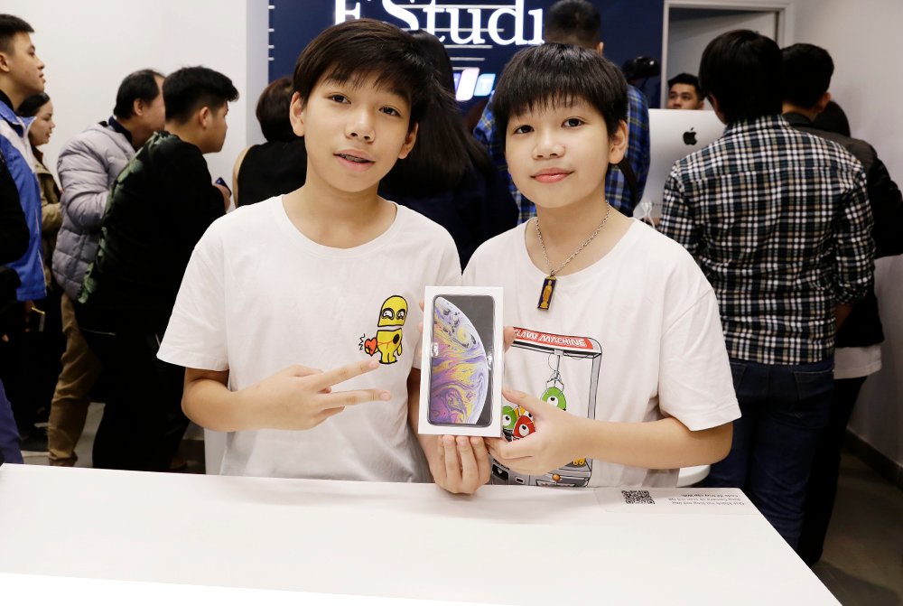 dap-hop-iphone-xs-max-chinh-hang-tai-viet-nam