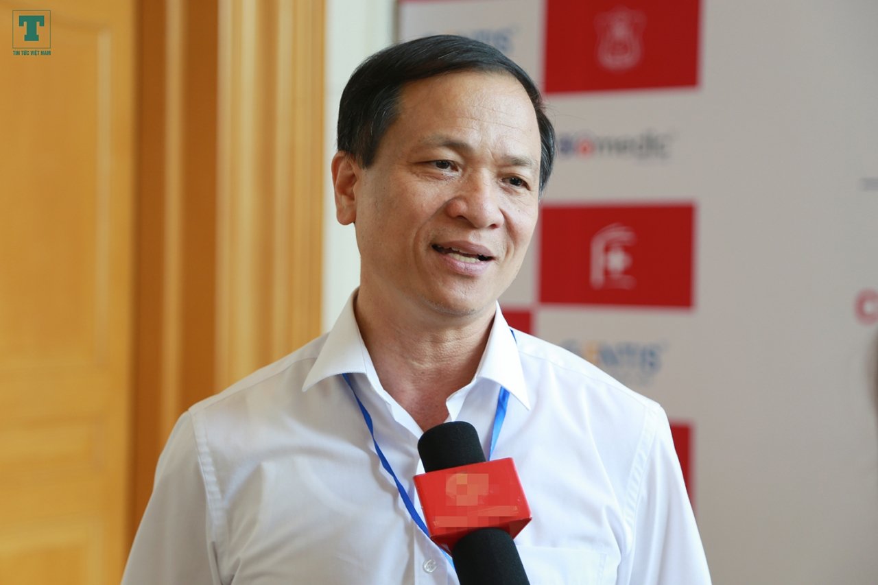 di-truyen-san-khoa