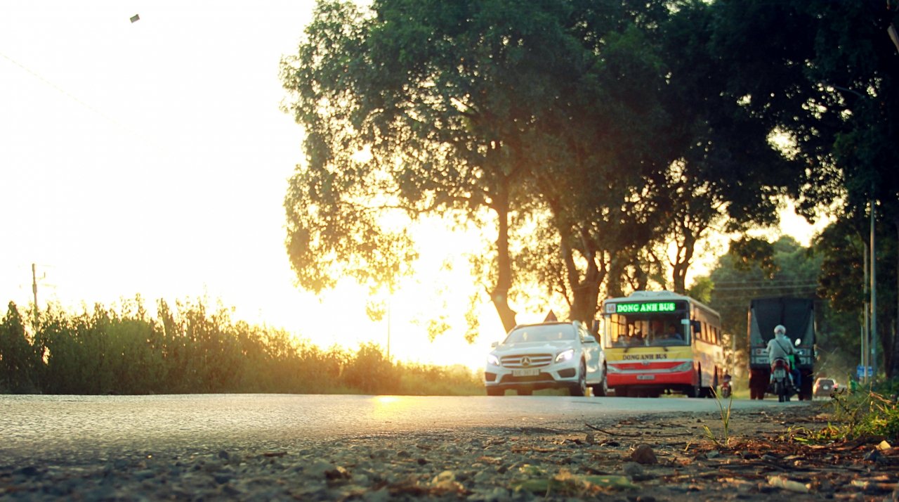 ha-noi-nhung-chuyen-bus-yen-binh-va-doc-dao-den-la-thuong