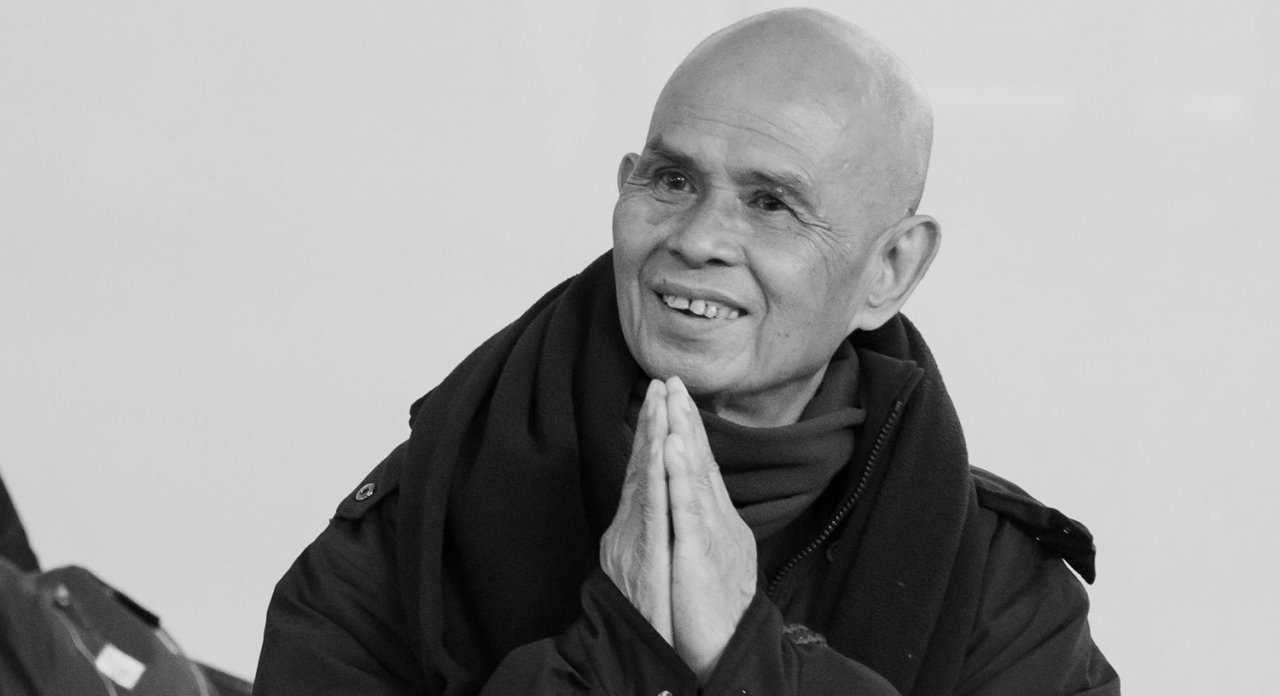 thich-nhat-hanh-sach-va-con-duong-dan-ve-hanh-phuc
