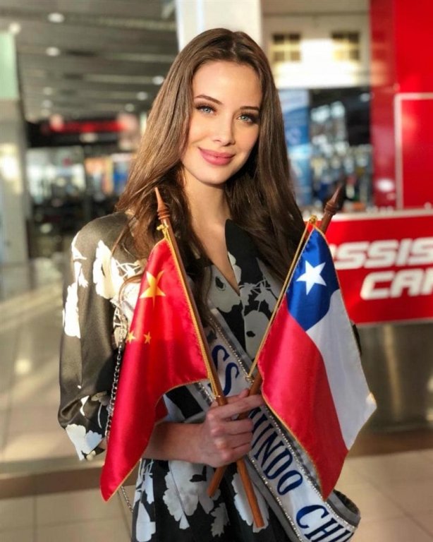 chuyen-gia-sac-dep-doan-hoa-hau-tieu-vy-lot-top-15-miss-world-2018