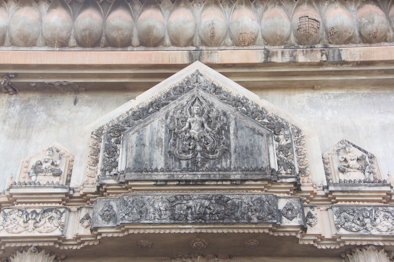 ngam-can-canh-patuxay-khai-hoan-mon-cua-nguoi-lao