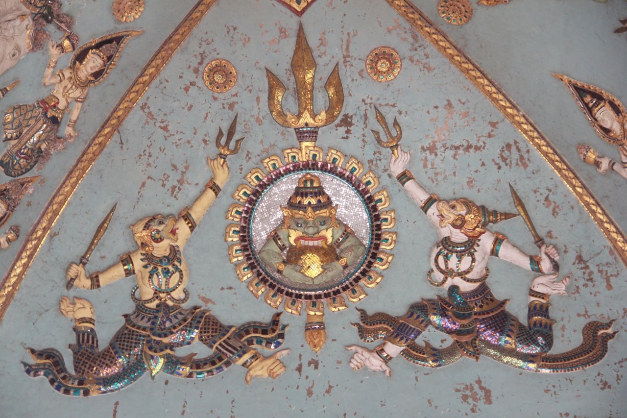 ngam-can-canh-patuxay-khai-hoan-mon-cua-nguoi-lao