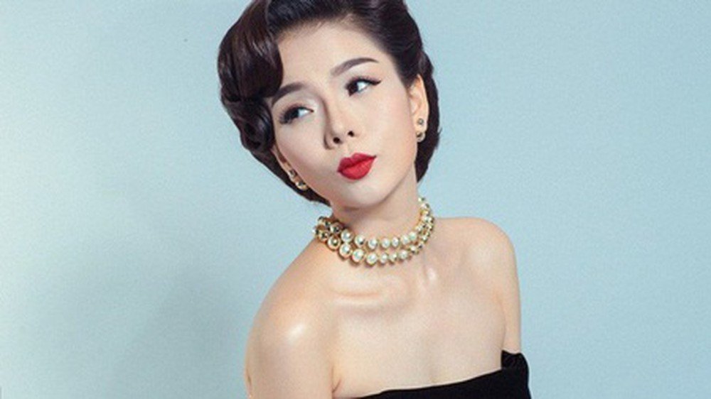 ca-si-hat-mot-bai-kiem-300-trieu-nhac-si-doi-tac-quyen-lai-chui-um-sum