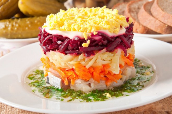 Không chỉ gồm rau củ, món salad truyền thống ở các nước được chế biến cầu kì và tinh tế như thế này đây - Ảnh 3.