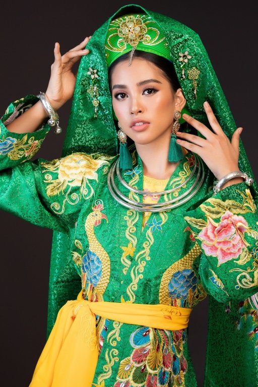 hoa-hau-tieu-vy-mua-chau-van-co-doi-thuong-ngan-tai-miss-world-2018