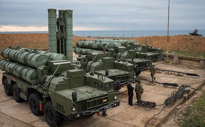 het-nam-2018-nuoc-nga-co-27-trung-doan-ten-lua-s-400-san-sang-chien-dau