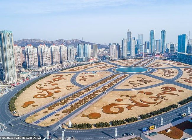 khung-canh-trang-le-tu-goc-nhin-tren-cao-tai-noi-dong-dan-nhat-the-gioi