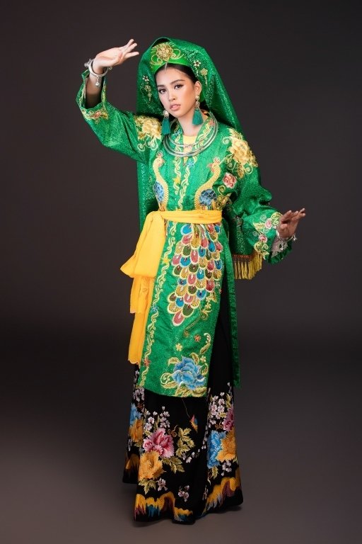 hoa-hau-tieu-vy-mua-chau-van-co-doi-thuong-ngan-tai-miss-world-2018-bb-baaacVhswn
