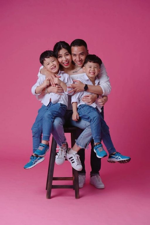 mc-hoang-linh-bat-ngo-tuyen-bo-chia-tay-chong-sap-cuoi