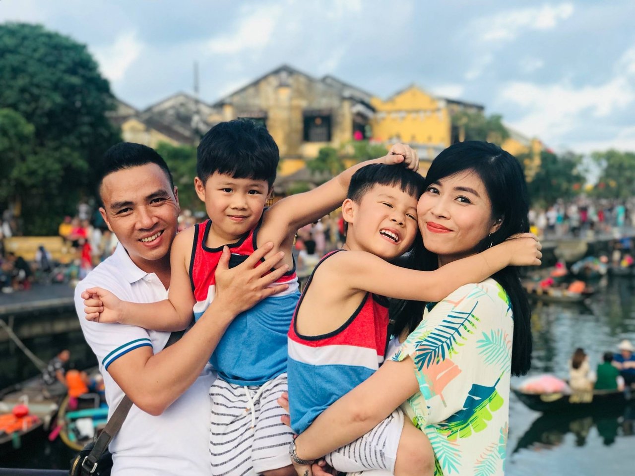 mc-hoang-linh-bat-ngo-tuyen-bo-chia-tay-chong-sap-cuoi