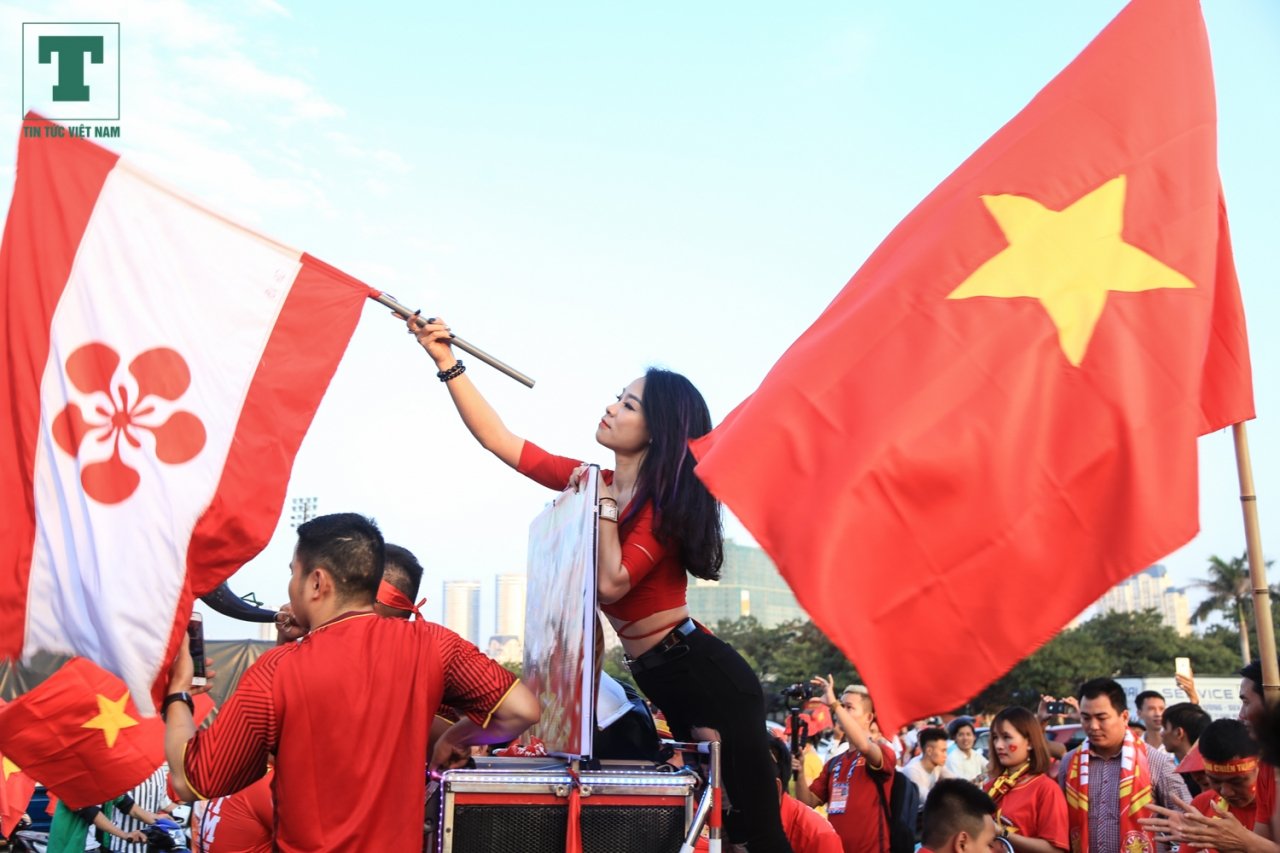 cdv-cac-tinh-hoi-quan-tai-san-my-dinh-truyen-lua-cho-doi-tuyen-viet-nam