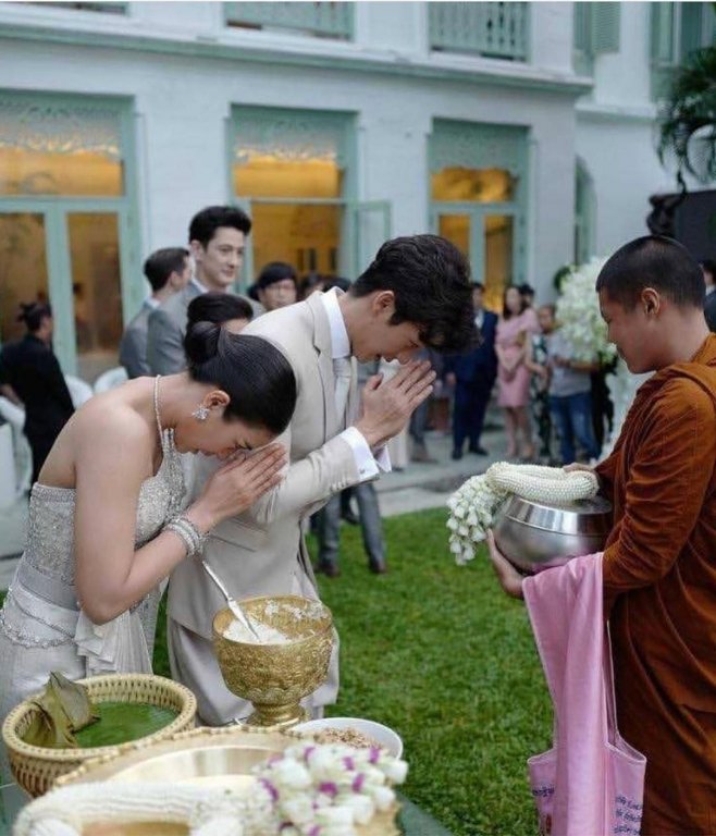 dam-cuoi-co-tich-cua-cap-doi-dep-nhat-lang-giai-tri-thai-lan