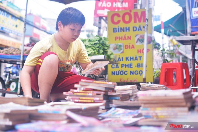 Bọn trẻ con khoái chí với những cuốn Đôrêmon, Conan,…