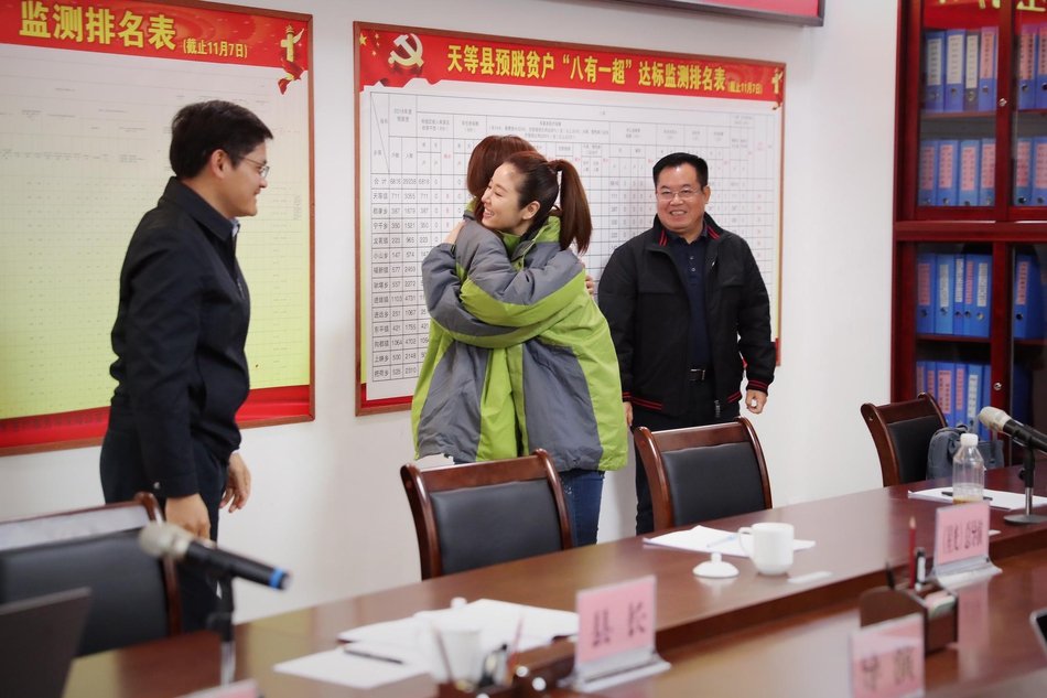 hanh-dong-bat-ngo-cua-trieu-vy-va-lam-tam-nhu-khi-gap-lai-xoa-tan-tin-don-bat-hoa