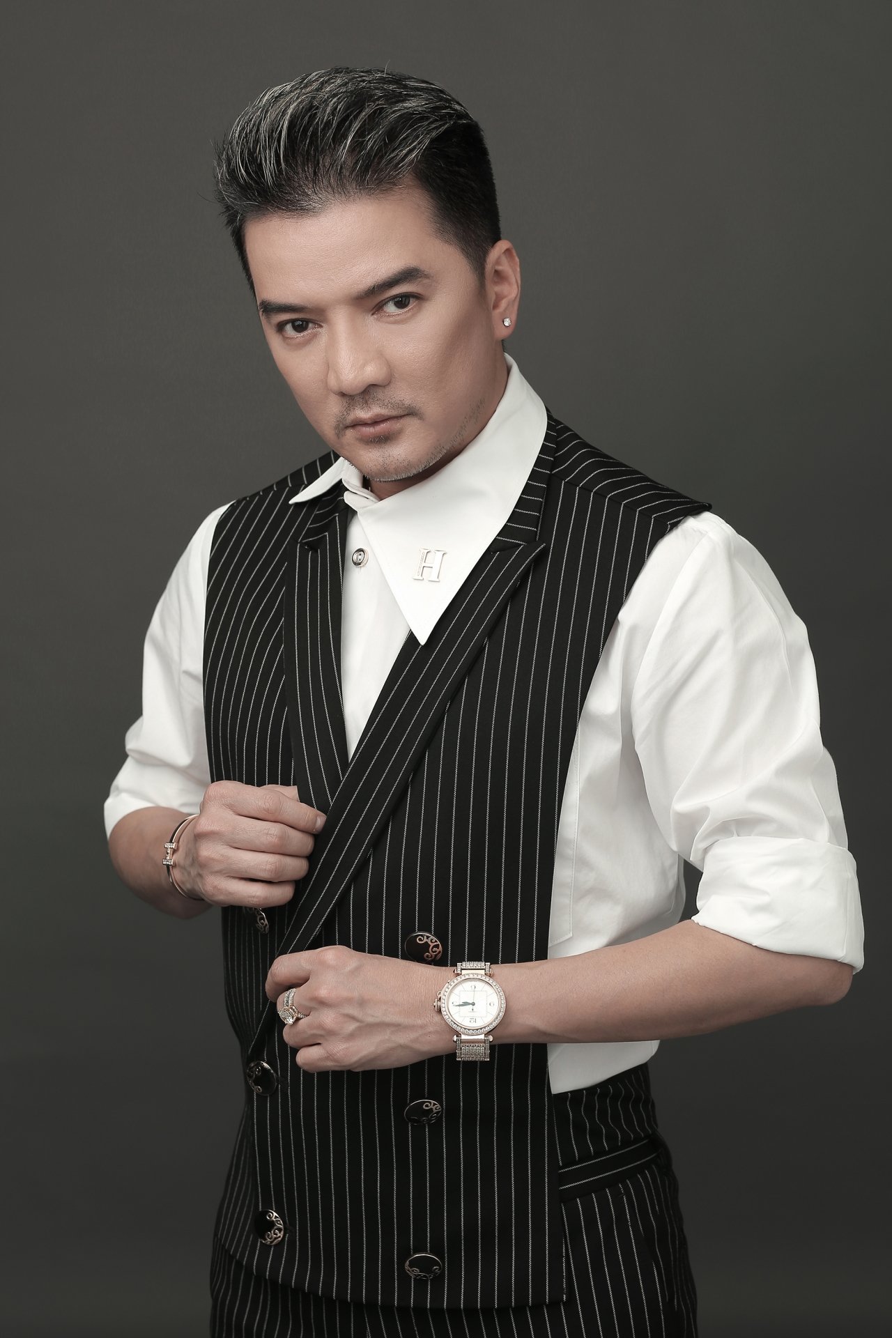 phan-ngoc-luan-tinh-cam-do-toi-tuong-tuong-anh-hung-thich-nguoi-khac