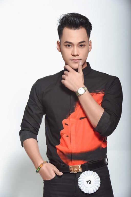 vu-ca-si-khong-kiem-che-khi-ngu-voi-mr-dam-bat-chap-danh-du-de-noi-tieng