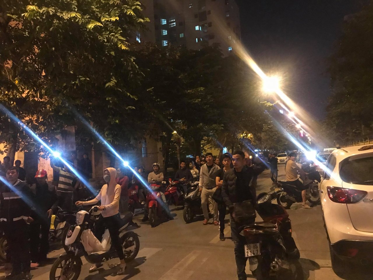 nong-chay-no-lon-khu-cho-tam-nam-trung-yen-ha-noi