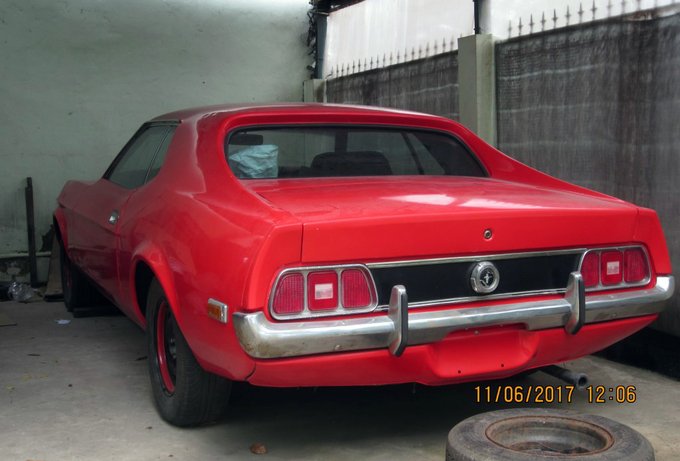 dan-choi-sai-gon-phuc-che-mustang-co-thay-hon-1000-chi-tiet